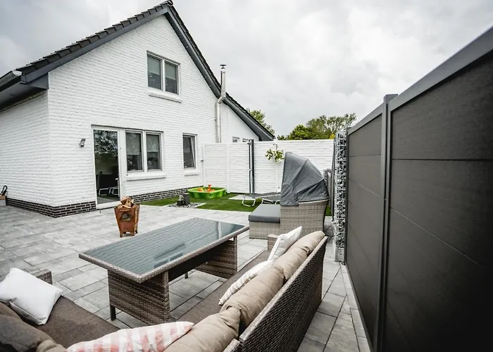 Strandperle Alexander *